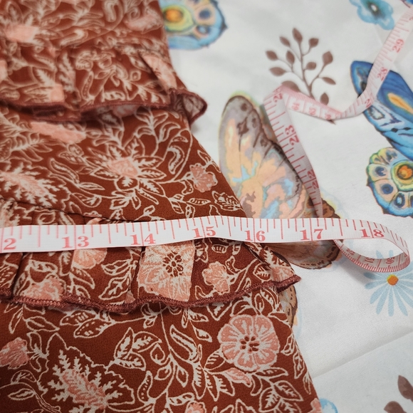 Womens Forever 22 Coral Fall Ruffle Dress Size Small with Floral and Leaf Design - Picture 9 of 10